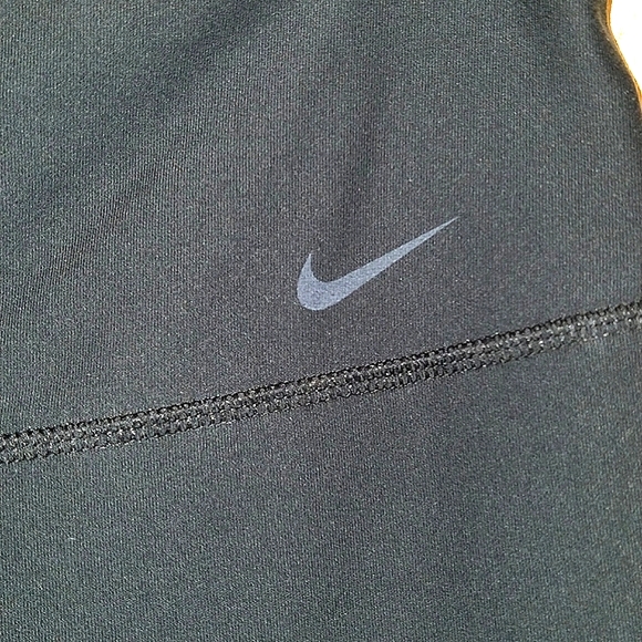 NIKE Dri-Fit workout Capris size S - Picture 3 of 4
